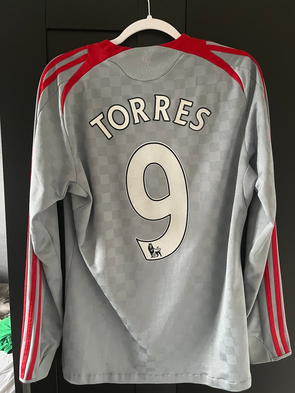 Liverpool 2008/09 away kit torres - Image 2