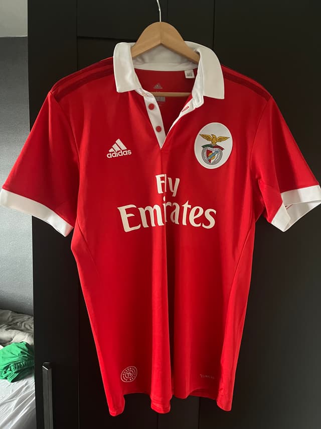 Benfica home