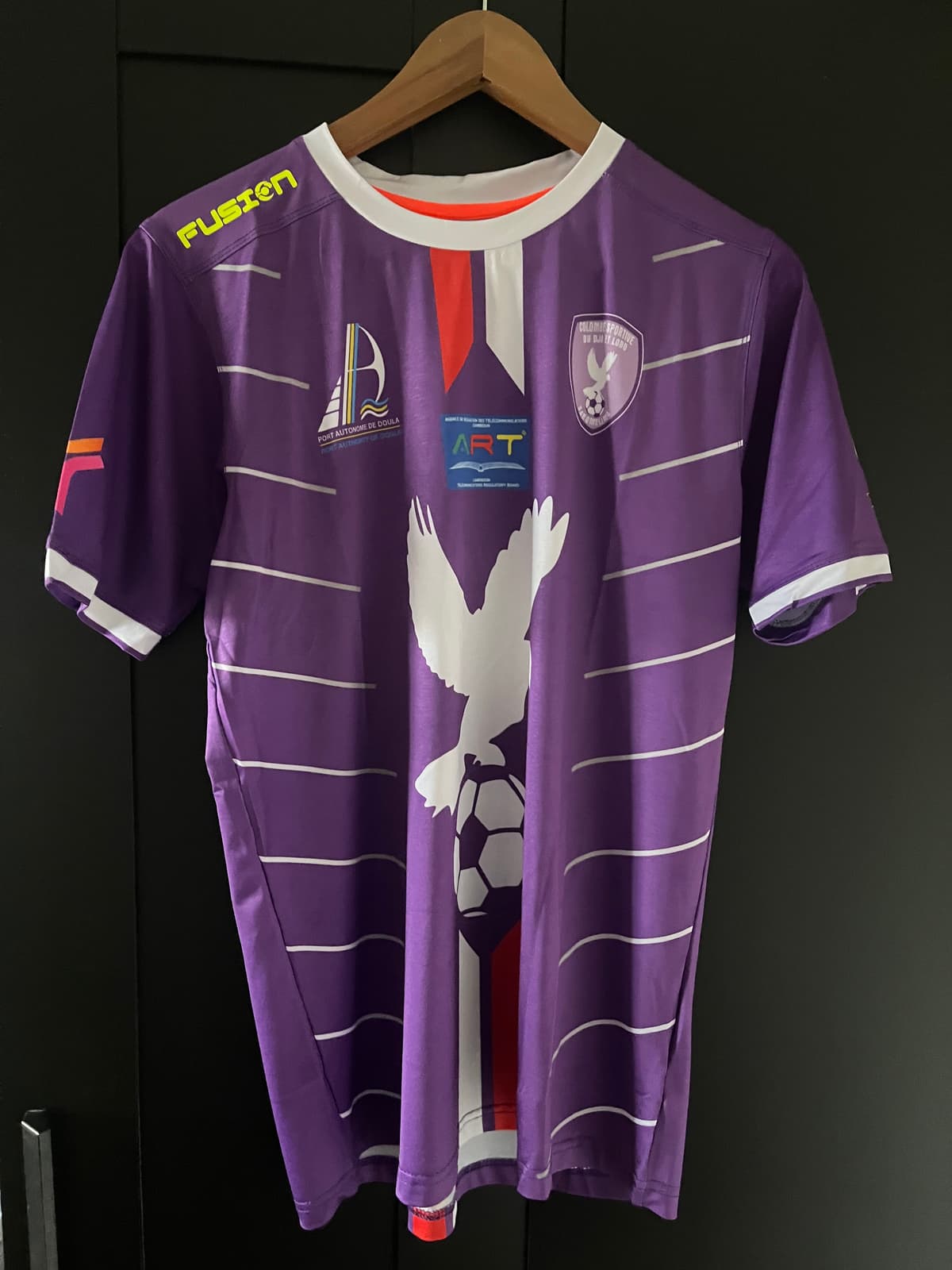 Colombe Sportiv - Image 1