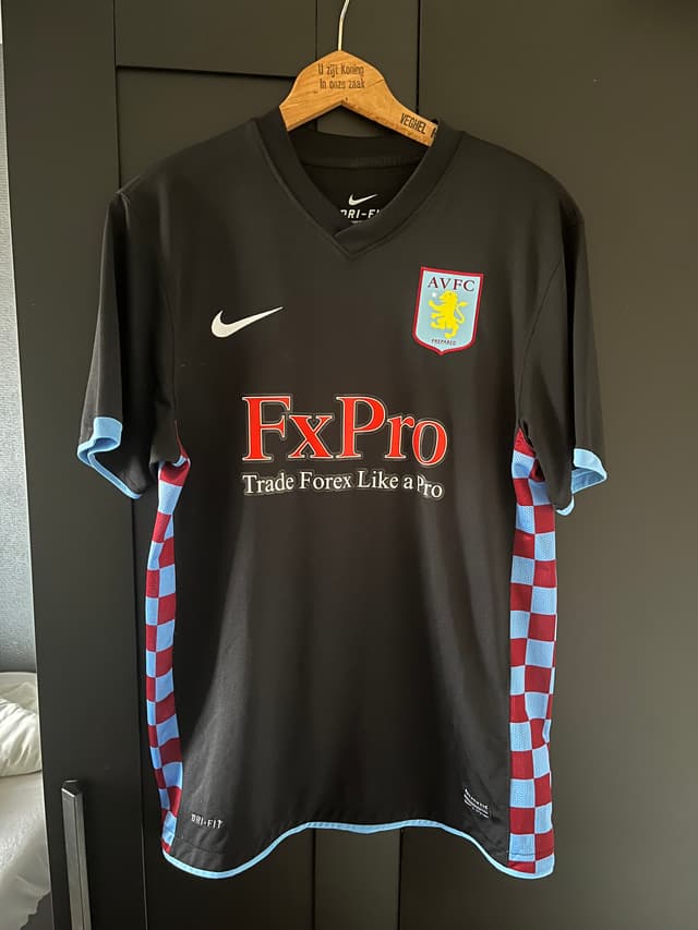 Aston villa away kit