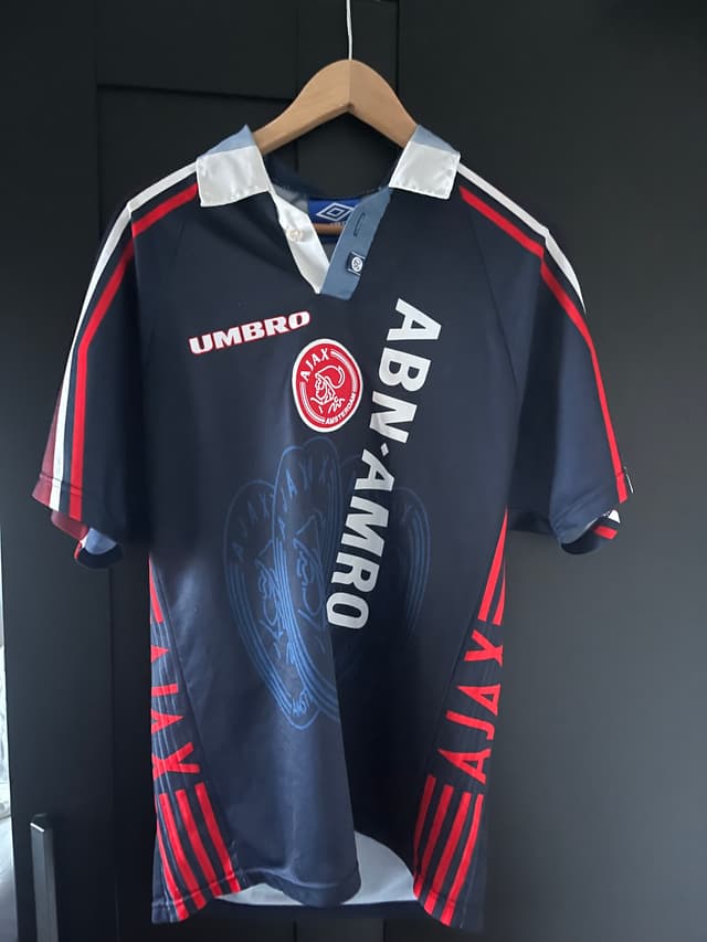 Ajax 1997/98 away