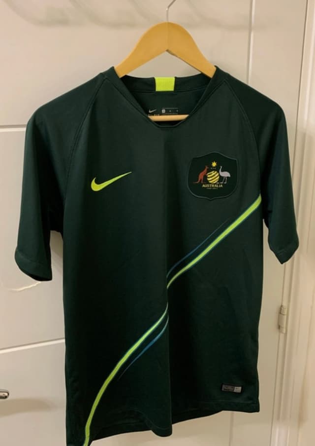 Australia 2019/20 - Away