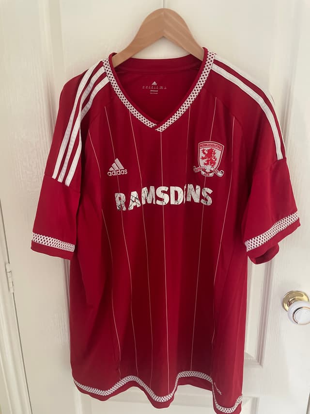 Middlesbrough 2015/16 Home Shirt