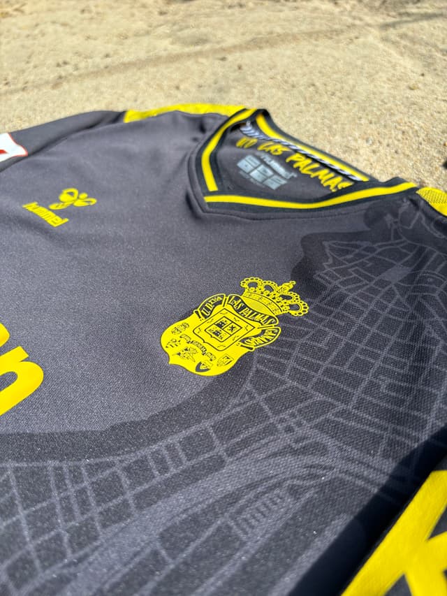 U.D Las Palmas 2023 Away #23 Julián Araujo